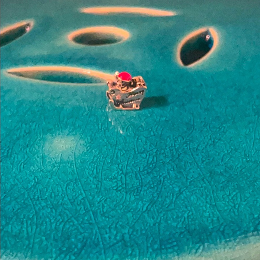 Sterling silver Santa’s sleigh Christmas charm